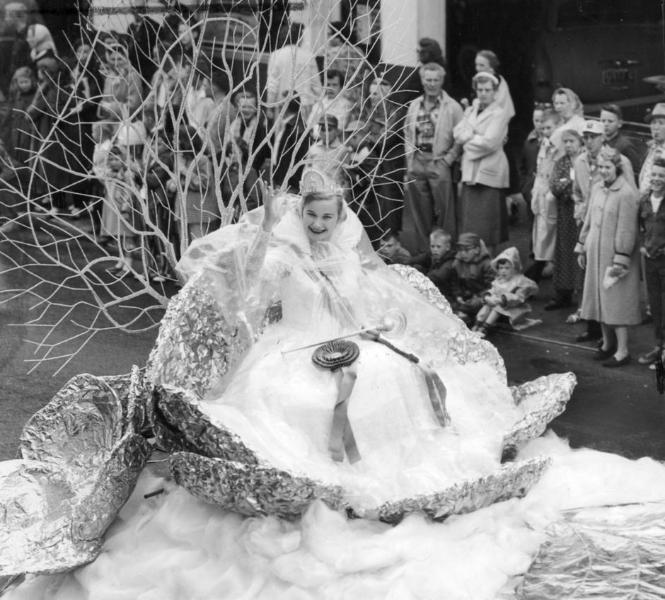 apple blossom queen 2 Wenatchee Valley Museum & Cultural Center