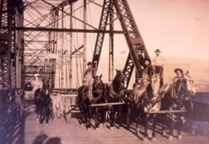 Columbia River Pipeline Bridge